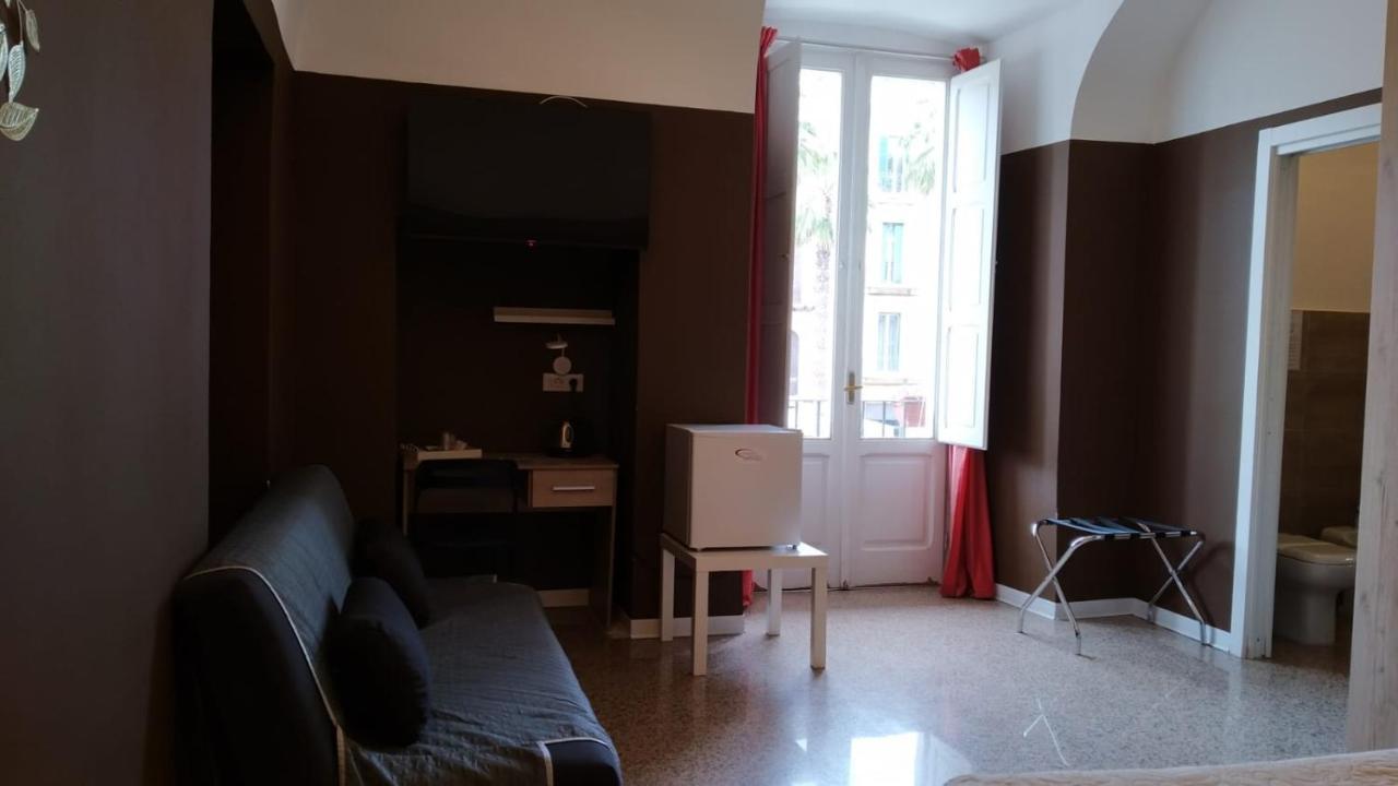 Cconforthotels R&B Central Rooms Bari Exterior photo